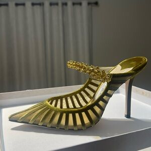 Jimmy Choo heels
Bing style
Citrine color
Like new 
Size 37